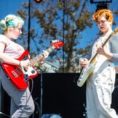 01-girlpool-cosores.jpg