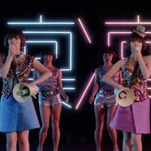 000_椎名林檎「熱愛発覚中」.jpg