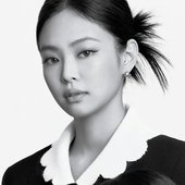 JENNIE FOR ELLE US