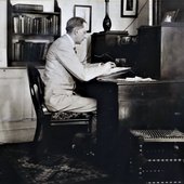 1916-1930_organist_charles_hylton_stewart_photo.jpg