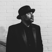 Lenny White