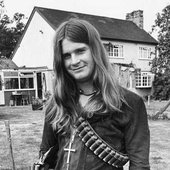 Young-Ozzy-Osbourne-with-Gun.jpg