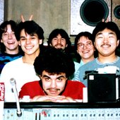 G-60-i-Qilaat-music-m.-Kim-Larsen-beskåret.jpg