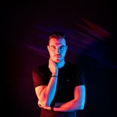 Henri-Werner-Neon-Lights.jpg