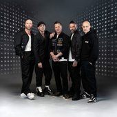 pressshot.jpg