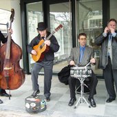 The Twisters (Canada) busking in Holland