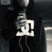 AstroStarScream 的头像