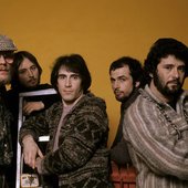 VINIL-ago23-02-Gentle-Giant-na-decada-de-70.jpg