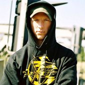 DJ Vibe-Raider