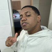 dj tchouzen.jpg