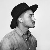 Tahj-Mowry-2015-700x467.jpg