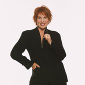 Vicki-Lawrence-Tux.jpg