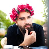 DB3qI2WnUso.jpg