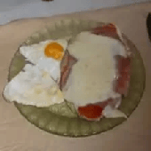 me-quedo-bien-la-milanesa-v0-axm2fim0ulua1.png