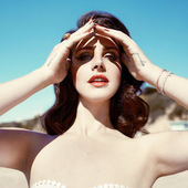 LDR FASHION Canada Outtake