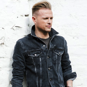 Nicky Byrne (PNG)