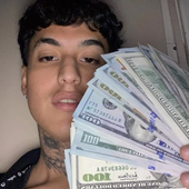 ‎