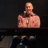 noah gundersen hertz.jpg
