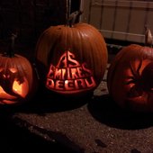 AED Metal pumpkins