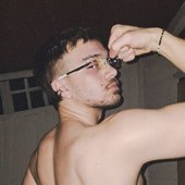 Quiero escucharte decir dilo _Lo necesito__Nuestro amor es libertad_0(WEBP).webp