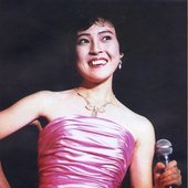 Jeon Hye-young of Pochonbo Electronic Ensemble in Japan, 1991