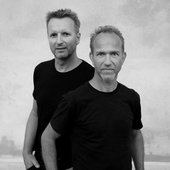 safri-duo-j9C3Z.jpg