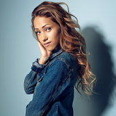Skylar Stecker