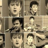 Dražen Ričl - Zijo - ex Crvena Jabuka vokal i solo gitara