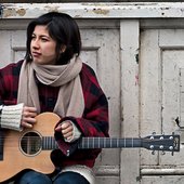 Emmy the Great at Bandsand Busking