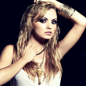 Alexandra Stan - The Romanian Queen PNG