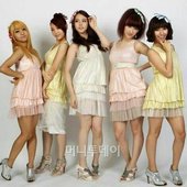 K-pop Girlgroup Chocolat