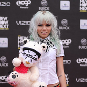 NewNowNext Awards