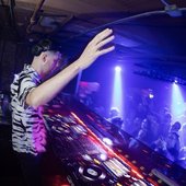 simon doty @ spybar