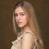 Vivienne Rowe