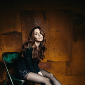 Nerina Pallot (Photo by Tommy Reynolds) [PNG 04]