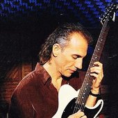 Larry Carlton_22.JPG