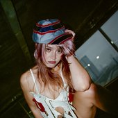 ‎