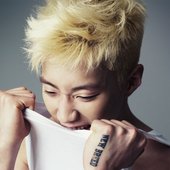 blonde jay <3