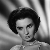 this-earth-is-mine-jean-simmons-1959-everett.jpg