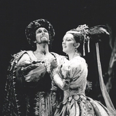 Jeffrey Gall and Valerie Masterson as the lovers Medoro and Angelica,Queen of Cathay. San Francisco Opera 1886.