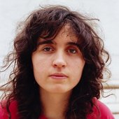 Sophia Chablau na Praia das Maçãs, Sintra