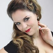 Molly Ryan