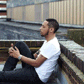 b249875_large.gif