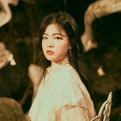 READY TO PULL THE TRIGGER Album Yeseul Teaser