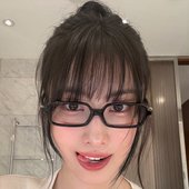 Momo...