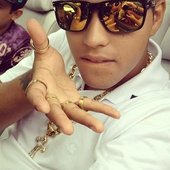 Mc Daleste - Fotos - VAGALUME (1).jpeg