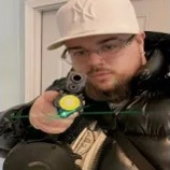 AlphaSniper101 的头像