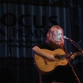 Harriet Nauer live