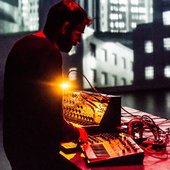 TB plays Metropolis