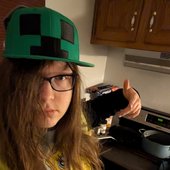 me and my creeper hat 🔥🔥